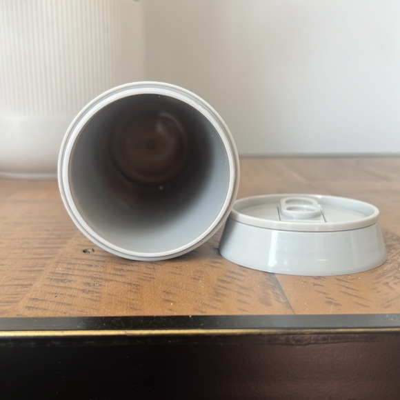 Pabst Blue Ribbon Can Cooler - Picture 9 of 10